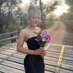Shelly Maxwell - @shelly.maxwell.583 - Instagram