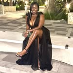 Shelly Small - @iamshelly_shellz - Instagram