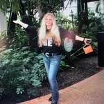 Sherri Bennett - @sherrib0410 - Instagram