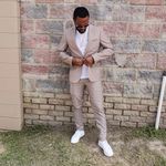 Sherwin Smith - @sherwyboy31 - Instagram