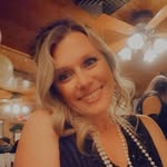 Cheryl Leach-Munteanu - @cherylleach30 - Instagram