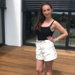 Shirley Berk - @sonudaothi - Instagram