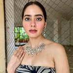 Shivani Joshi - @shivanijoshi27 - Instagram