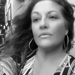 Shonna Ciantar-Smith - @shonnafamilyplots - Instagram