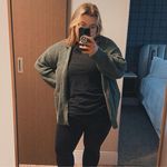 Shyanne Hall - @shyanne.15 - Instagram