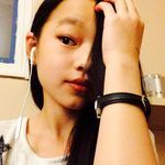Niv - @sia_vang - Instagram