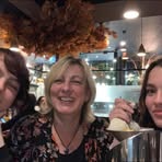 Sian Holmes - Facebook