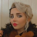Sian Crowe - @sianccrowehair - Instagram