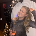 Siân - @sianharrisonn - Instagram