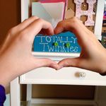 Sidney & Hannah 🐙 - @totally.twinkies - Instagram