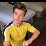 Sidney White - @bigd.ickvibes - Instagram