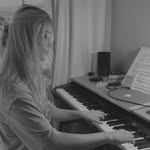 Sienna Klein - @siennaelise_music - Instagram