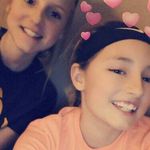 Cayla Hillard & Sierra Barton - @cayla._.sierra._.finsta - Instagram