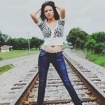 Sierra Bates - @sierrabatesphotography2017 - Instagram