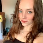 Sierra Lynn Burns - @sierraburns44 - Instagram