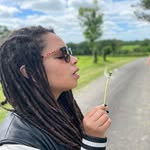 Sierra Mitchell - @savvywineaux - Instagram