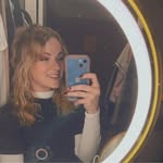 Sierra Musgrave - @sierraspring - Instagram