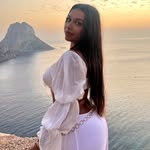 Silvia 🦋 - @silviaacastle - Instagram