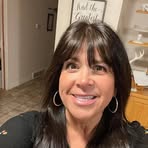 Silvia Jones - Facebook