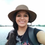 Silvia D. Sámano - @chiva_blacklocks - Instagram