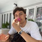 Simon Arnold - Facebook