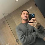 Simon Bates - @budaarbates - Instagram