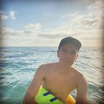 Simon Bravo - @simonbravos - Instagram
