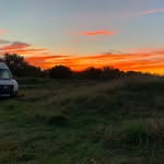 @simon.cherry.vanlife - Instagram