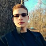 Simon Kahn - @lys4ndros - Instagram