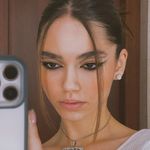 @simonkahn9906 - Instagram