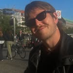 Simon Larsen - @riiotvan - Instagram