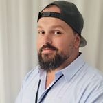 Simon Villeneuve - @simon.damani.international - Instagram