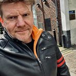 Simon Press - Facebook