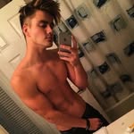 Simon Renault - @simonrenaultt - Instagram