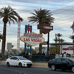 Simon Robert - @las_vegas_francais - Instagram