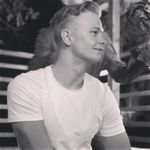 Simon Schiller - @schilleeer - Instagram