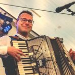 Simon Schmidt - Facebook