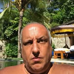 Simon Alejandro Staples - @bigsi_thewineguy - Instagram