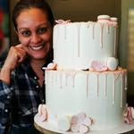Simone Barros / pasteles artísticos - @simoneb.bakery - Instagram