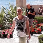 Simone Bauer - @simonebauer145 - Instagram