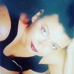 Simone Silveira - @simoneblue_fox - Instagram
