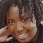Simone Cummings - @manicuredbysimone - Instagram