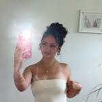 Simone Gardner - @simoneee_g - Instagram