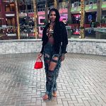 Simone Holmes - @miiyahscloset - Instagram