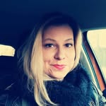 Simone Kovacs - @simo_kov - Instagram