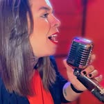 Simone Menezes | Cantora - @simonemenezesoficial - Instagram