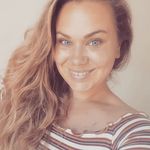 Simone Moore - @_smn_mr - Instagram
