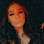 Simone Page - @m0.niee - Instagram