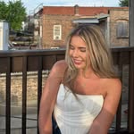 Simone Rich - @simonerichh - Instagram