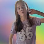 Simone Shaw - @simone.shaw.50 - Instagram